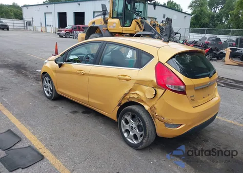 2011 Ford Fiesta Ses z USA, uszkodzony, nr VIN 3FADP4FJ2BM116360